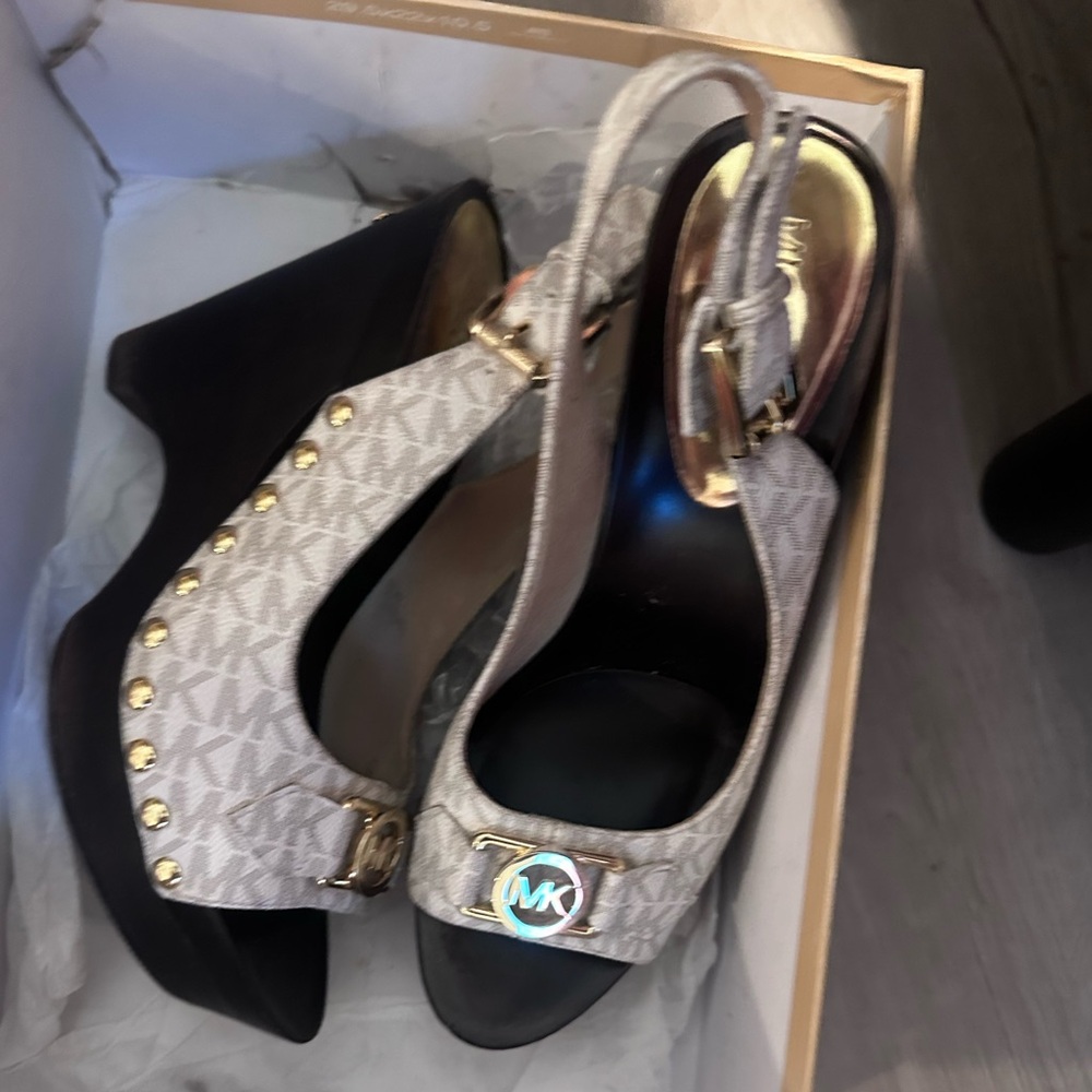 Mk heels 👠